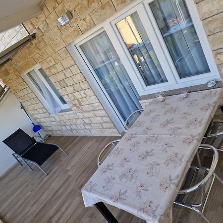 Apartments Mali Mate Tribalj Exterior foto