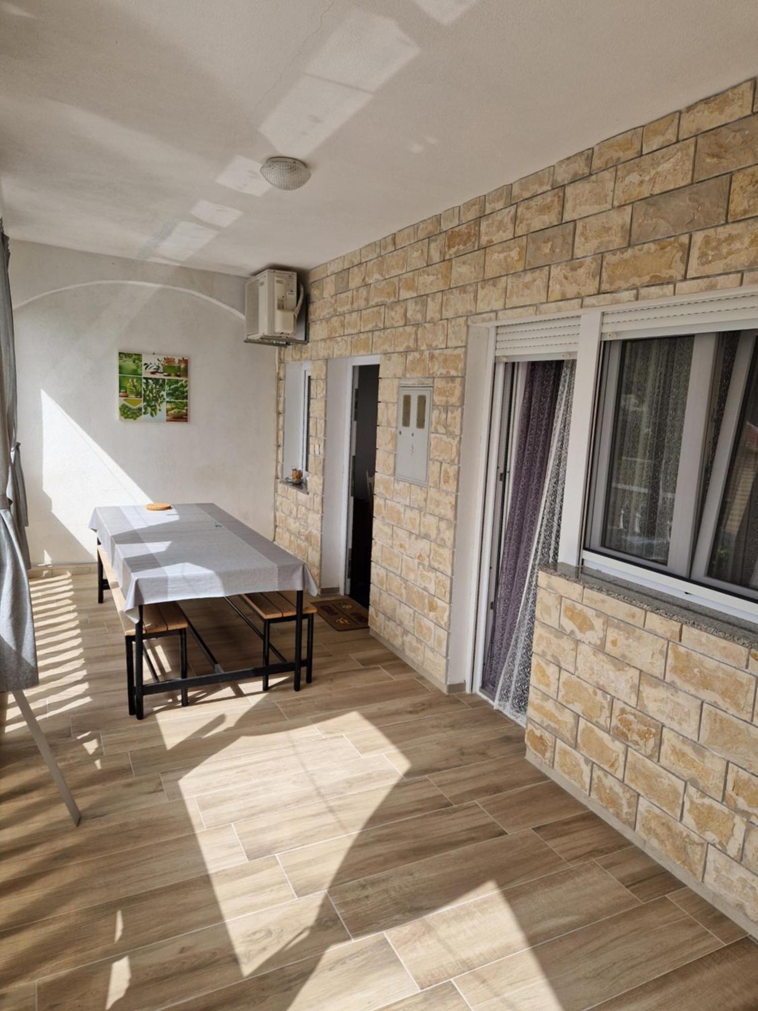 Apartments Mali Mate Tribalj Exterior foto