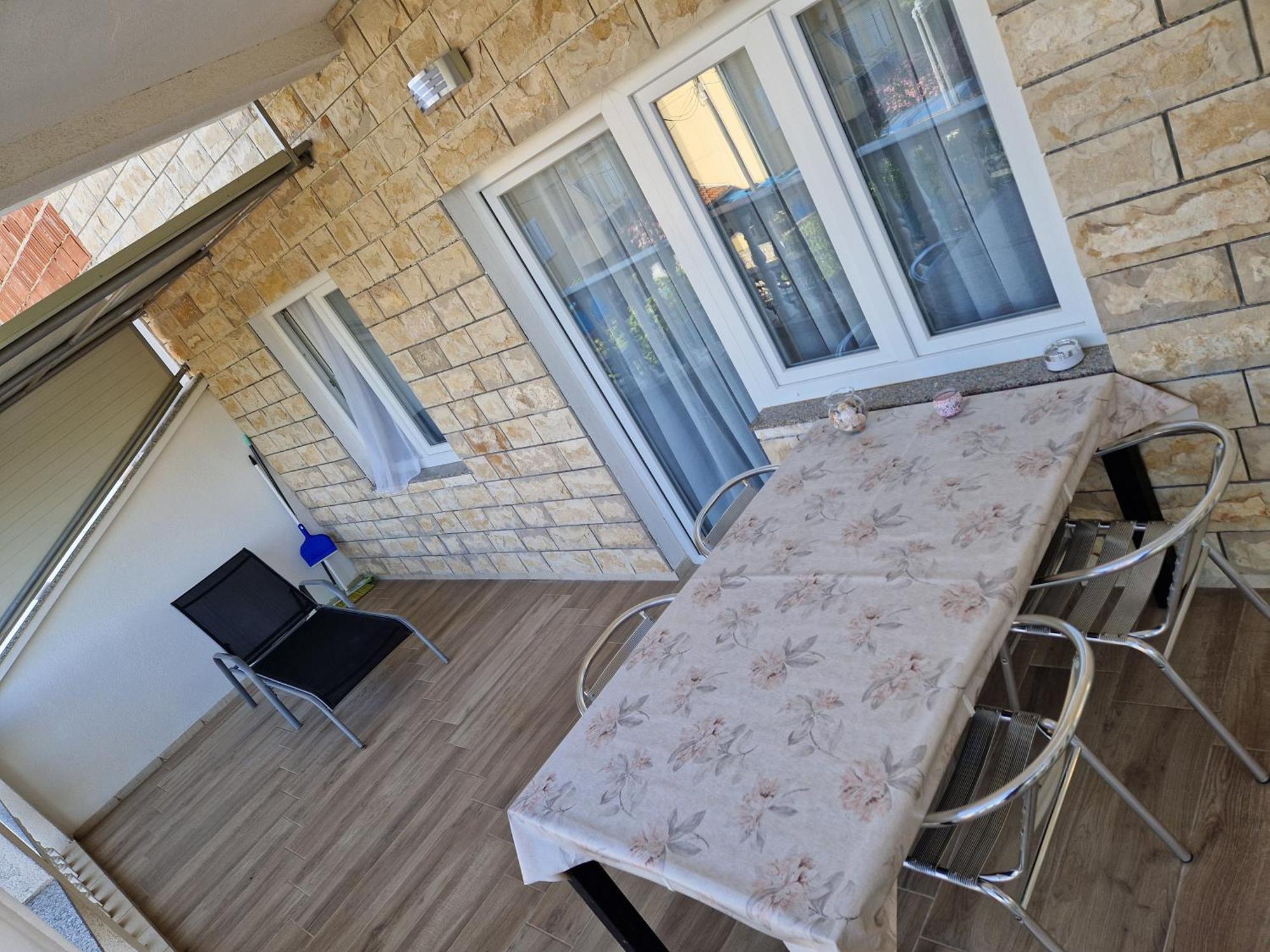 Apartments Mali Mate Tribalj Exterior foto