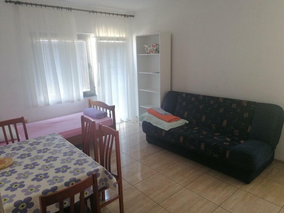 Apartments Mali Mate Tribalj Exterior foto